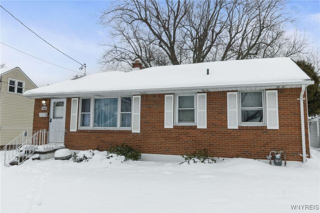 114 6th Avenue, Lancaster, NY 14086