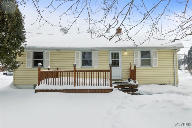 114 6th Avenue, Lancaster, NY 14086