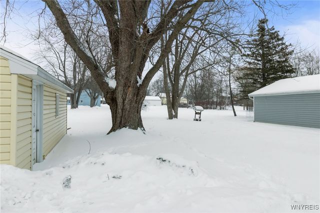 114 6th Avenue, Lancaster, NY 14086