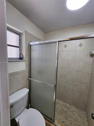 120 SW 80th Ave, Miami, FL 33144