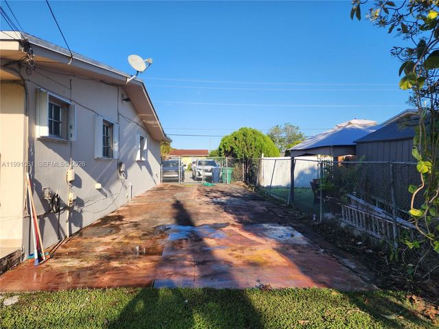 120 SW 80th Ave, Miami, FL 33144