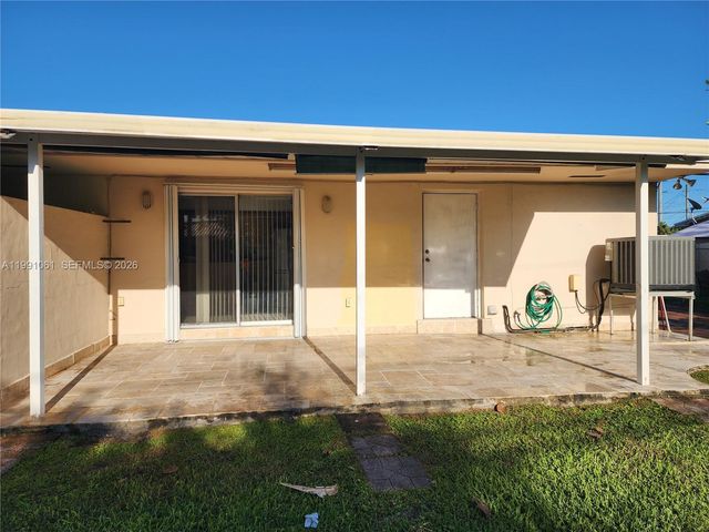 120 SW 80th Ave, Miami, FL 33144
