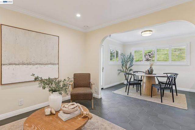 44 Lariat Ct, Walnut Creek, CA 94596