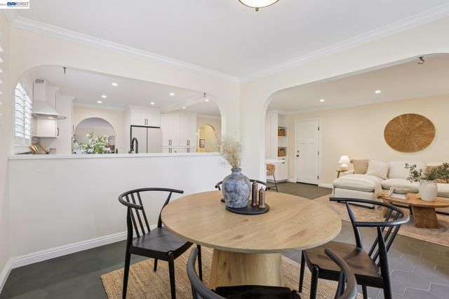 44 Lariat Ct, Walnut Creek, CA 94596