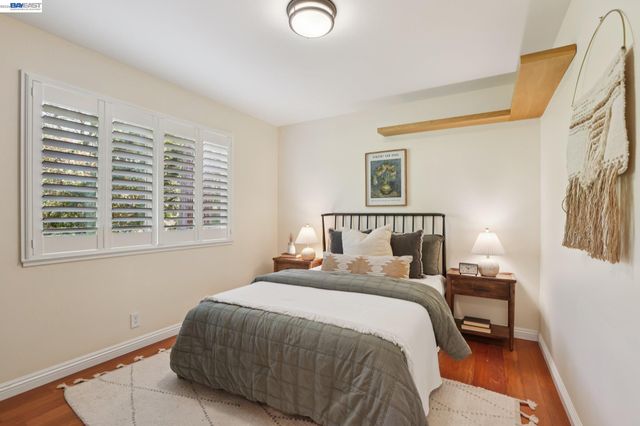 44 Lariat Ct, Walnut Creek, CA 94596