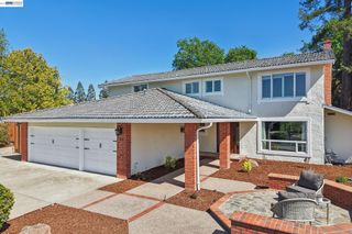 44 Lariat Ct, Walnut Creek, CA 94596