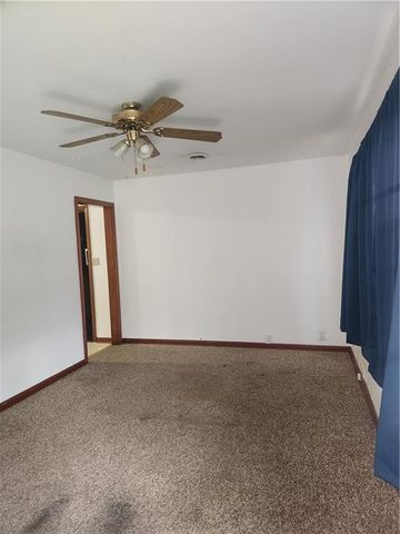 709 W South Street, Harrisonville, MO 64701