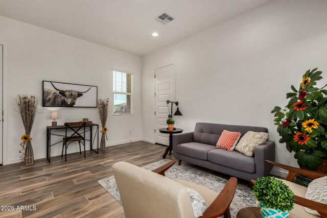 2968 E Lucky Horseshoe Lane, San Tan Valley, AZ 85140