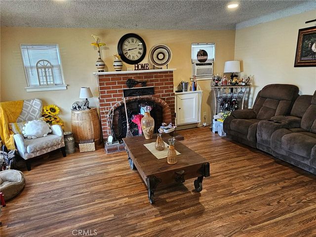 2631 Parkway, El Monte, CA 91732