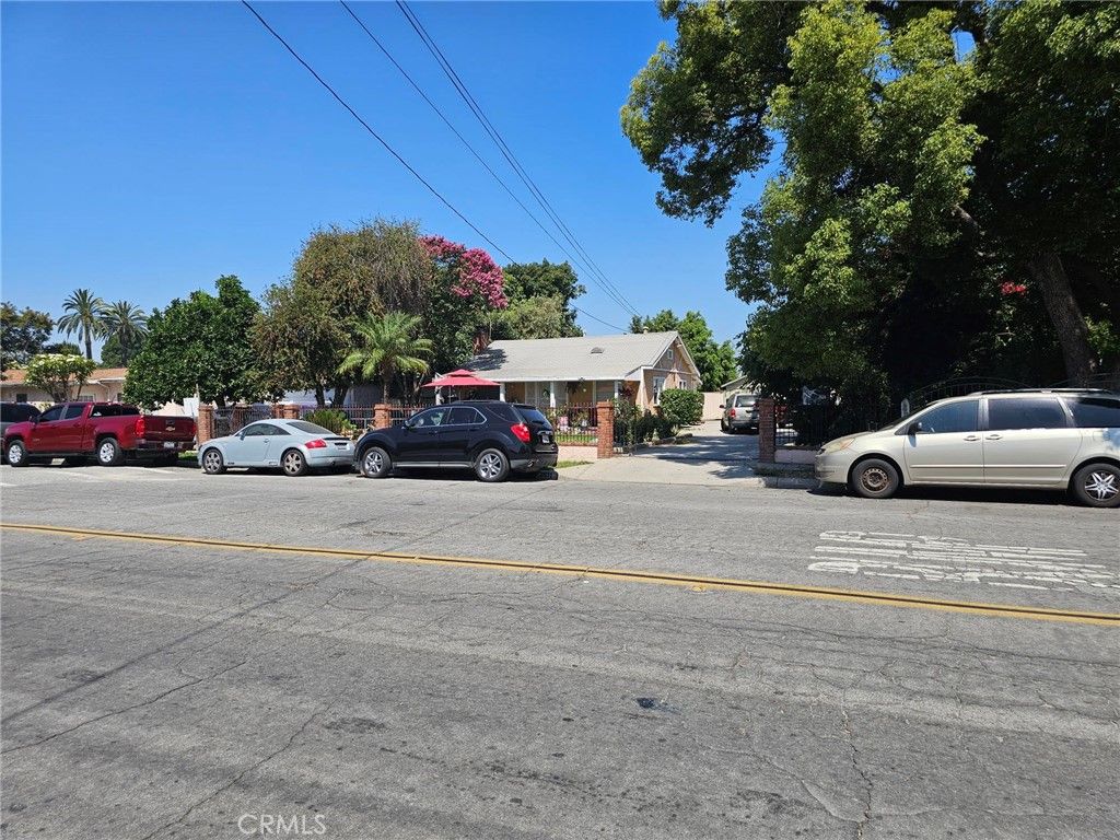 Image 1 of property listing at 2631 Parkway, El Monte, CA 91732