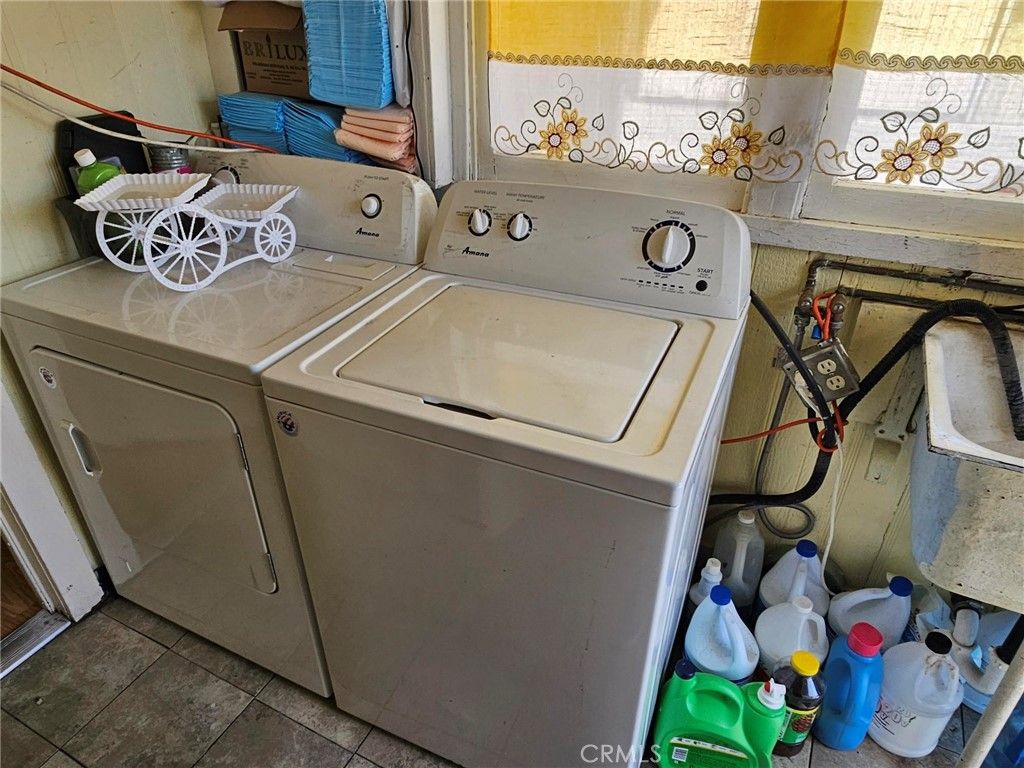 Image 11 of property listing at 2631 Parkway, El Monte, CA 91732