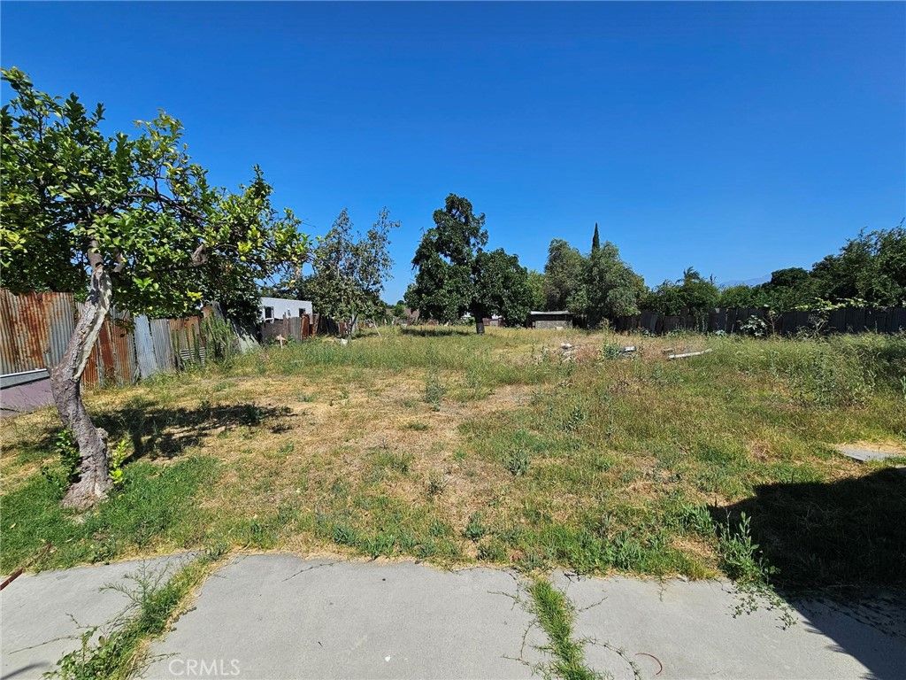 Image 2 of property listing at 2631 Parkway, El Monte, CA 91732