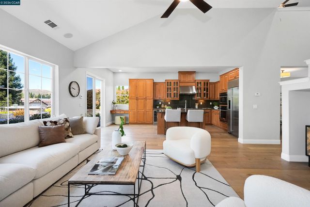 1518 Colchester St, Danville, CA 94506