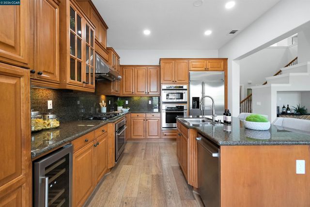 1518 Colchester St, Danville, CA 94506