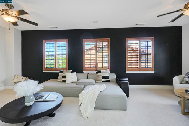 1518 Colchester St, Danville, CA 94506