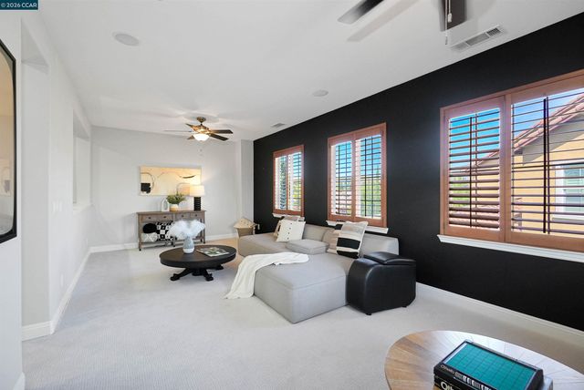 1518 Colchester St, Danville, CA 94506