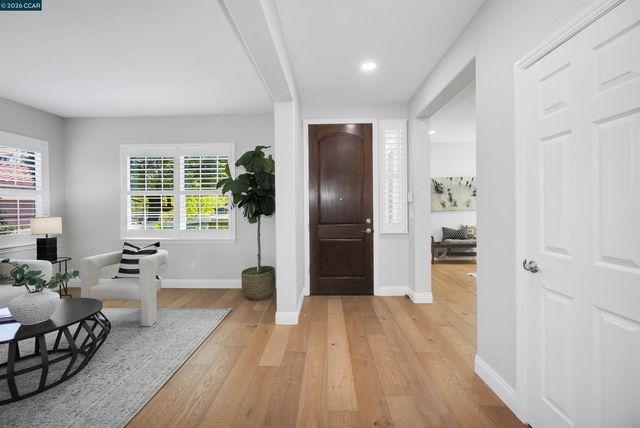 1518 Colchester St, Danville, CA 94506