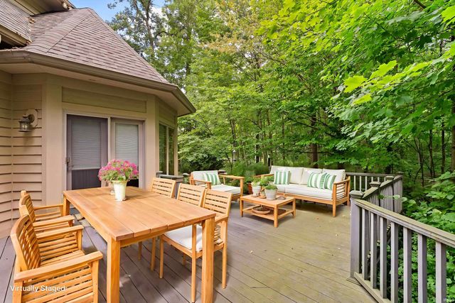 5510 Pine Oak Court, Fort Wayne, IN 46835