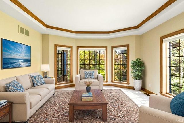 5510 Pine Oak Court, Fort Wayne, IN 46835