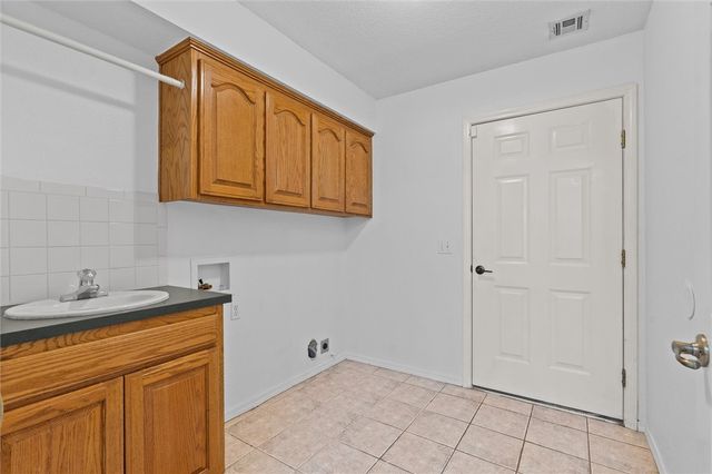 1733 S M Street, Rogers, AR 72756