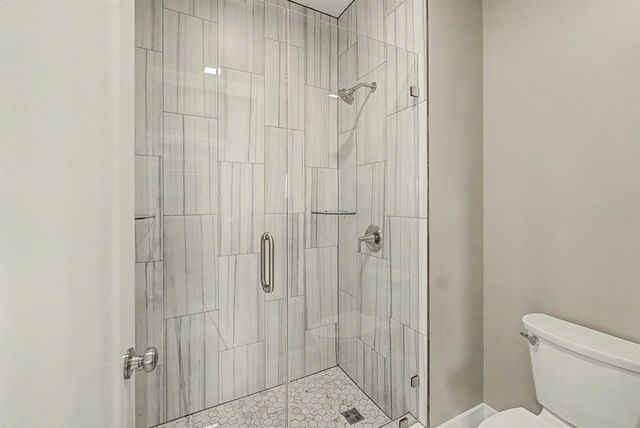 1200 Vista Sur Dr, Salina, KS 67401
