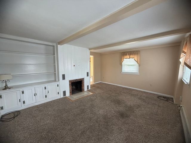 79 N Main St A, Bellingham, MA 02019