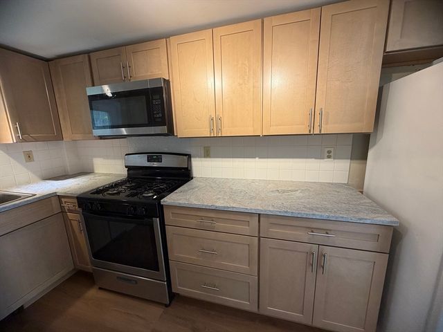 79 N Main St A, Bellingham, MA 02019