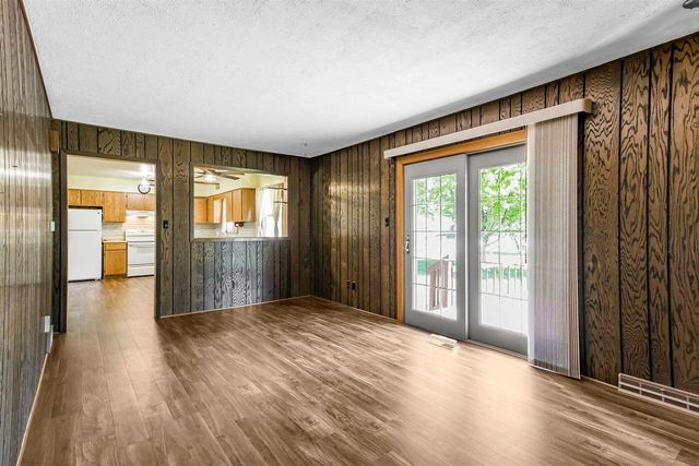 1101 N Water Street, Watertown, WI 53098