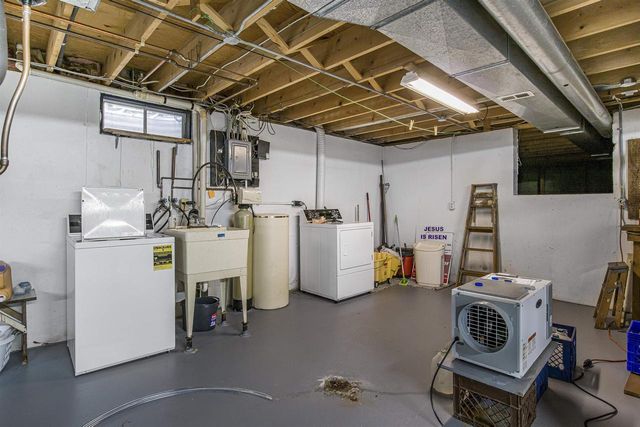 1101 N Water Street, Watertown, WI 53098