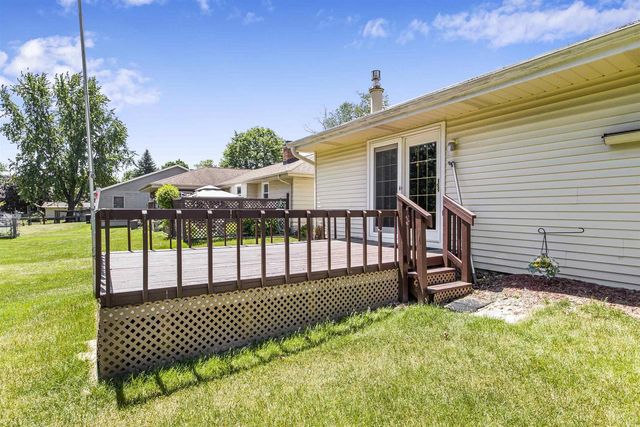 1101 N Water Street, Watertown, WI 53098