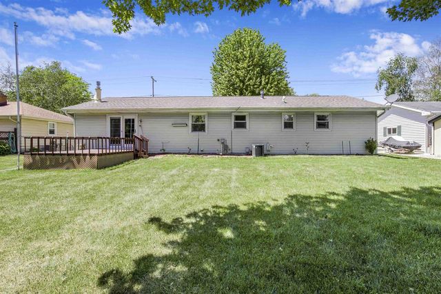 1101 N Water Street, Watertown, WI 53098
