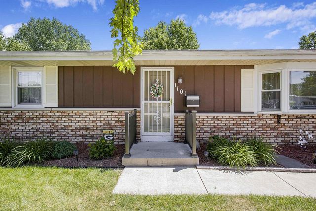 1101 N Water Street, Watertown, WI 53098