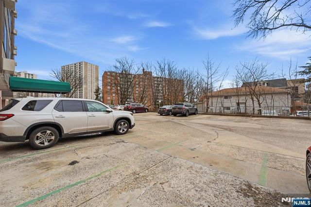 90 Prospect Avenue A and B, Hackensack, NJ 07601