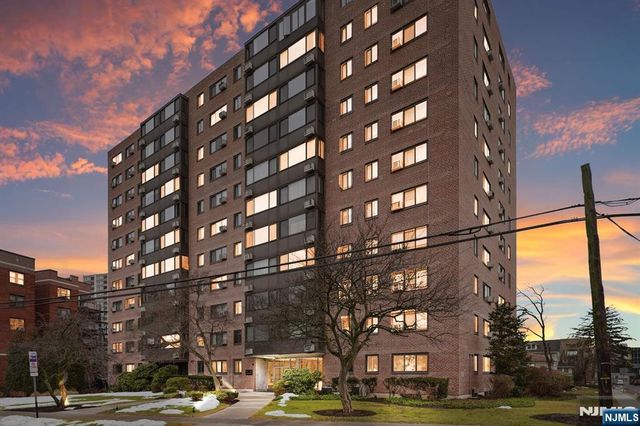 90 Prospect Avenue A and B, Hackensack, NJ 07601