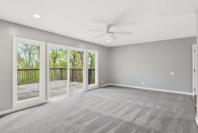 16 SHADY Lane, Council Bluffs, IA 51503