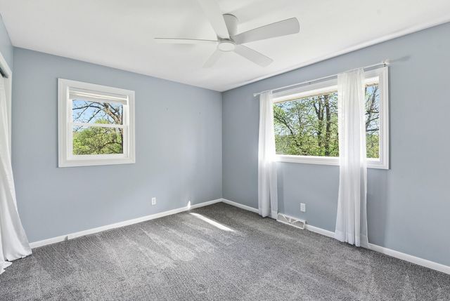 16 SHADY Lane, Council Bluffs, IA 51503