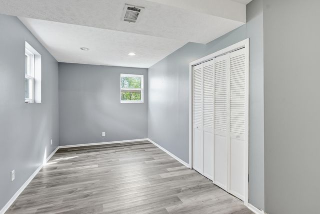 16 SHADY Lane, Council Bluffs, IA 51503
