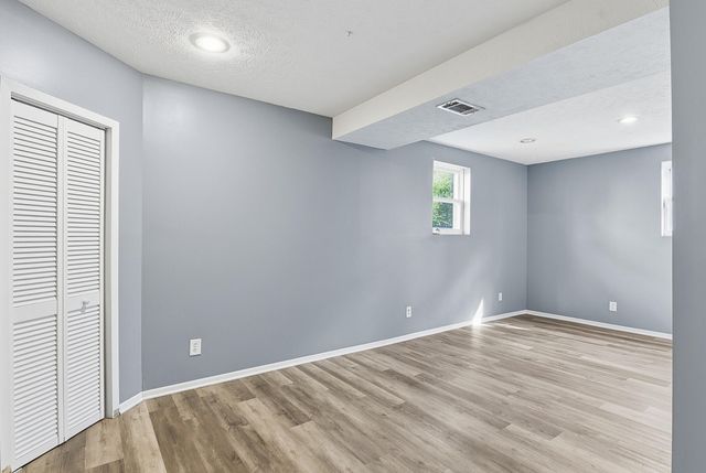 16 SHADY Lane, Council Bluffs, IA 51503