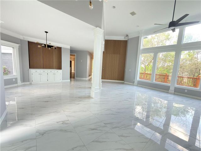 601 SW Forestpark Lane, Lee's Summit, MO 64081