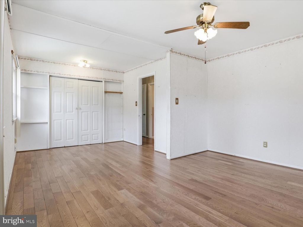 Image 15 of property listing at 7602 KIPLING PKWY, District Heights, MD 20747