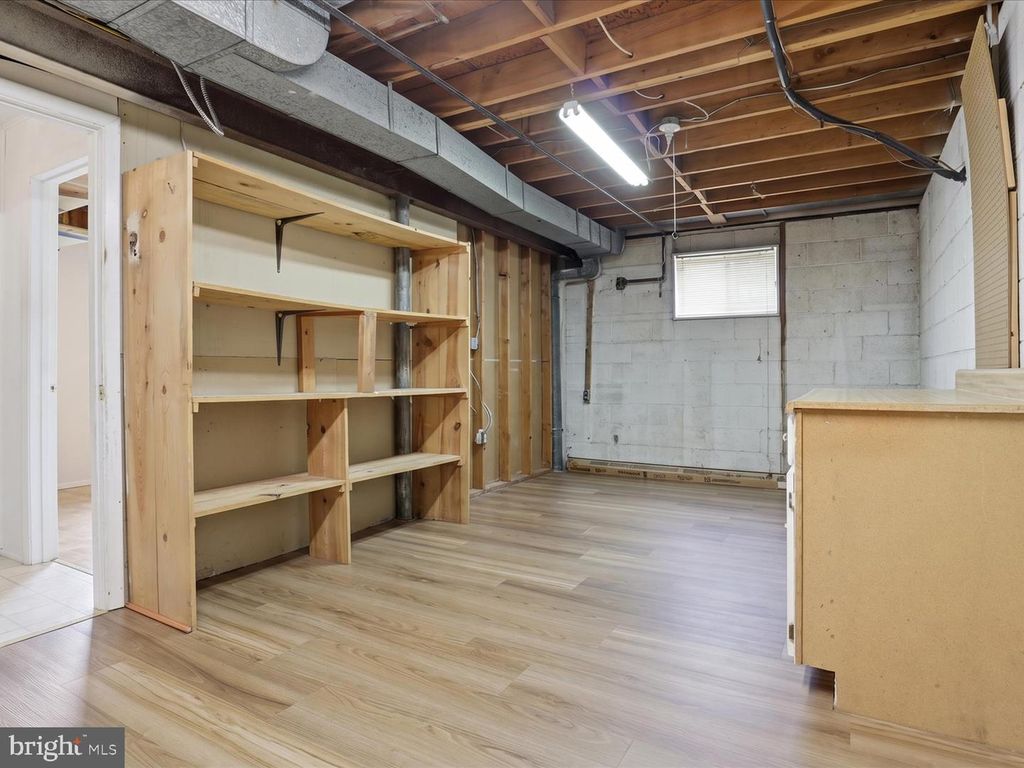 Image 31 of property listing at 7602 KIPLING PKWY, District Heights, MD 20747
