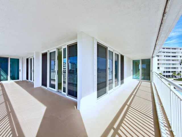 3546 S Ocean Boulevard 410, South Palm Beach, FL 33480
