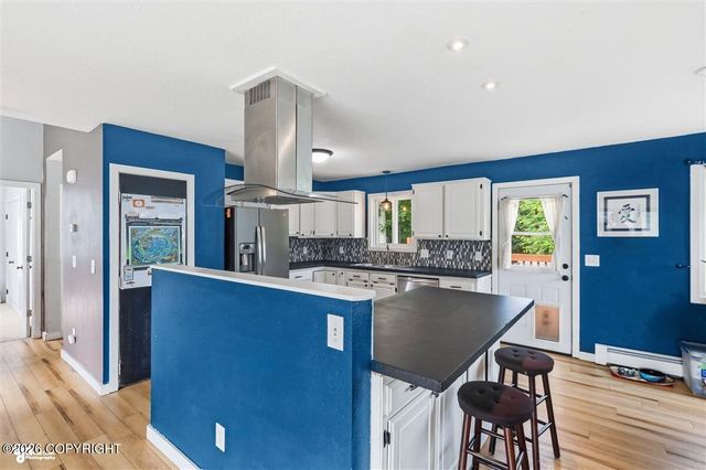 2928 Ambergate Drive, Anchorage, AK 99504