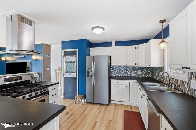 2928 Ambergate Drive, Anchorage, AK 99504