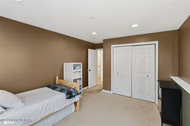 2928 Ambergate Drive, Anchorage, AK 99504