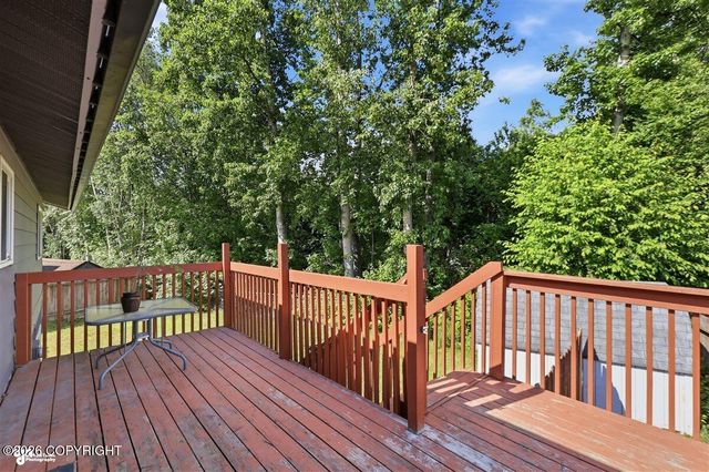 2928 Ambergate Drive, Anchorage, AK 99504