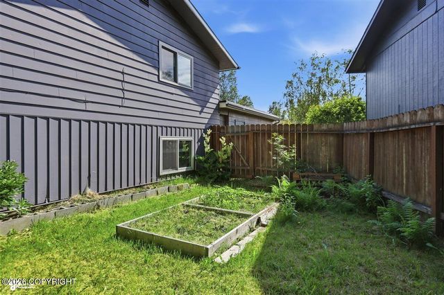 2928 Ambergate Drive, Anchorage, AK 99504