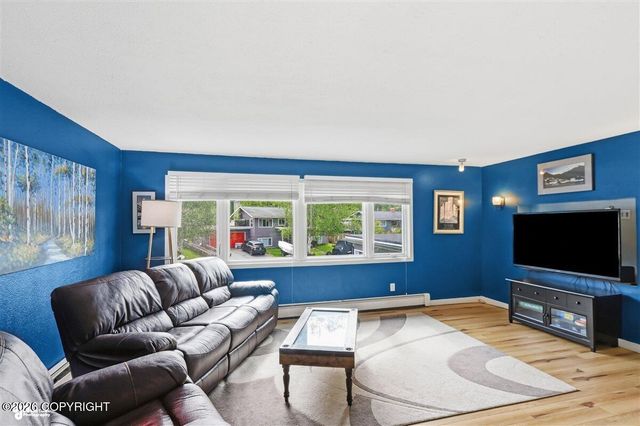 2928 Ambergate Drive, Anchorage, AK 99504