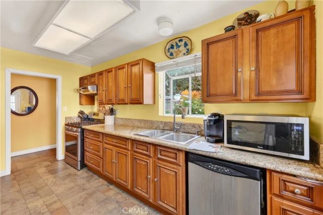 8814 Jacmar Avenue, Whittier, CA 90605