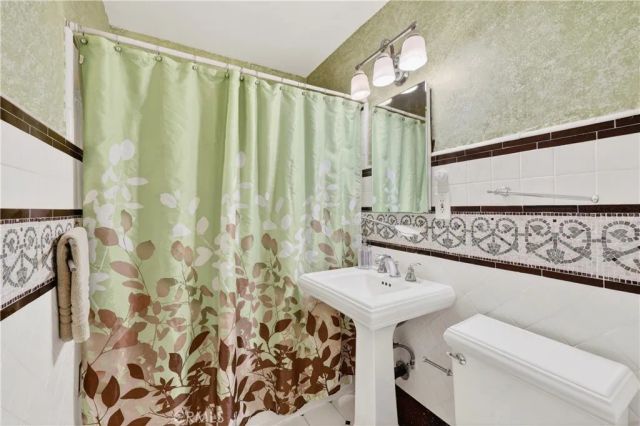 8814 Jacmar Avenue, Whittier, CA 90605